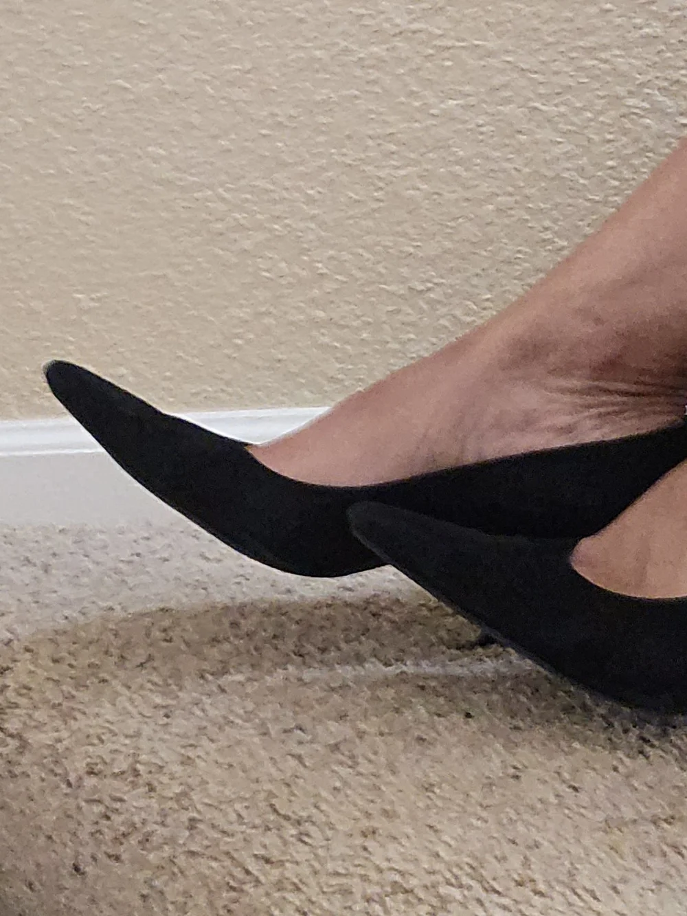 Nine West Black Pointed-Toe Suede Pumps
